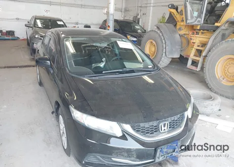 2015 Honda Civic Lx z USA, uszkodzony, nr VIN 19XFB2F51FE235588